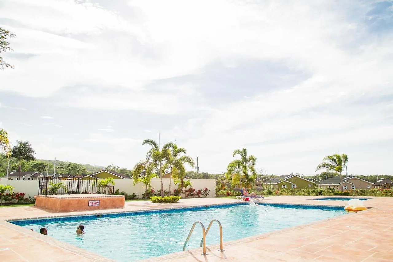La Casa De Playa @ Ocho Rios Villa